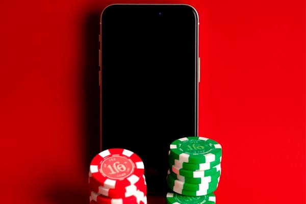 Скачать на Айфон